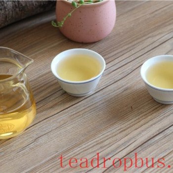 How to Savor the Color, Aroma, and Taste of Pu-er Tea?