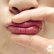 Even in Winter, Let Your Lips “Move”; Tea Care for Natural Beauty