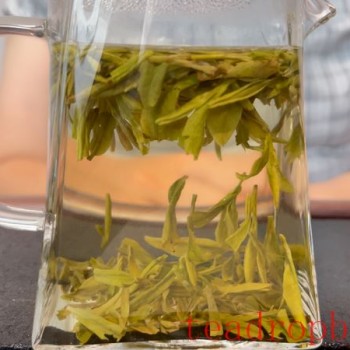 Should the Six Types of Tea Be Rinsed? How to Rinse?
