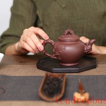 What’s the Difference Between a 300 Yuan and a 30,000 Yuan Purple Clay Teapot?