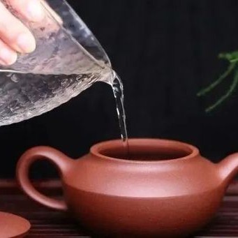 Zisha Teapot Dries in 5 Seconds! Does It Reveal the Quality of the Clay?