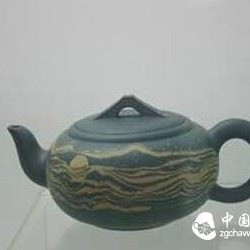 Pungent Aroma of the Purple Clay Teapot