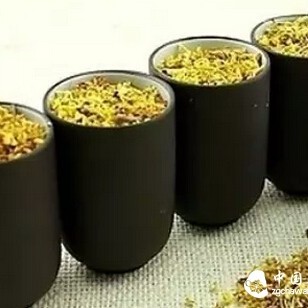 Winter Stomach Bloating and Pain Are Common. Drink a Cup of Osmanthus Tea to Warm Your Stomach.