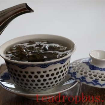 Is the foam on tea related to the quality of the tea?