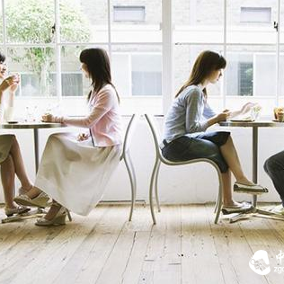 Pay Attention to the 'Three Treasures and Five Taboos' When Drinking Tea