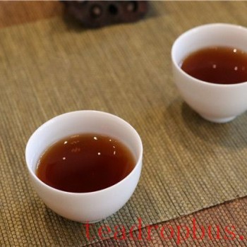 Six Types of People Who Should Not Drink Aged Pu-er Tea