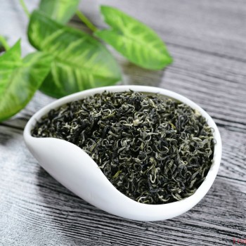 How to Brew Biluochun? A Hint of Fresh Aroma in Spring