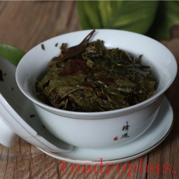How to Appreciate the Aroma of Fuding White Tea?