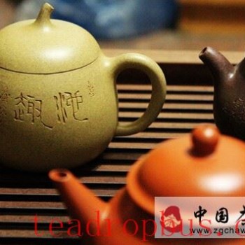 The Benefits of Brewing Tea with a Purple Clay Teapot