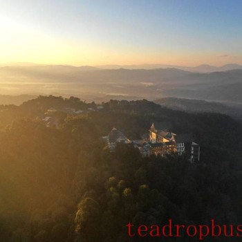 He Kai Ancient Tea Mountain: Experiencing the Natural Beauty and Legendary Charm of China-s Premier Pu-er Tea Mountain