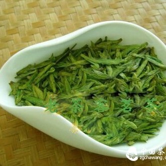 How to Identify Longjing Tea