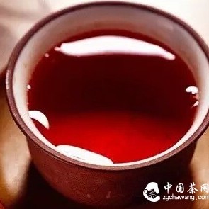 After the Festival to Relieve Greasiness, You Can Drink Pu-erh Tea