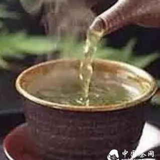 The Efficacy of Drinking White Tea Infusion