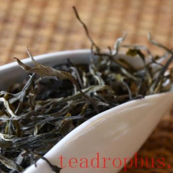 Tea Knowledge: Changes in Major Chemical Components of Pu-er Tea During Storage