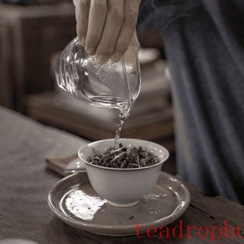 Three Elements of Brewing Tea: Temperature, Time, and Water-to-Tea Ratio