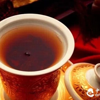 Is it good to drink tea on an empty stomach in the morning?