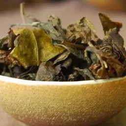 Besides Price, What Exactly Does Pu-erh Tea Develop Through Aging?