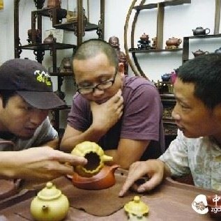 Nourishing a Purple Clay Teapot!