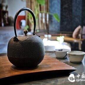 The Generosity of the Pot, the Tolerance of the Cup