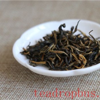 Selecting High-Quality Tea: 4 Essential Criteria Inside and Out