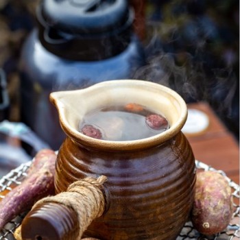 Vacation not knowing what to drink? Give Kan Kan Tea a try.
