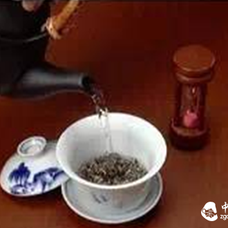 How Many Times Can a Cup of Tea Be Steeped Without Waste?