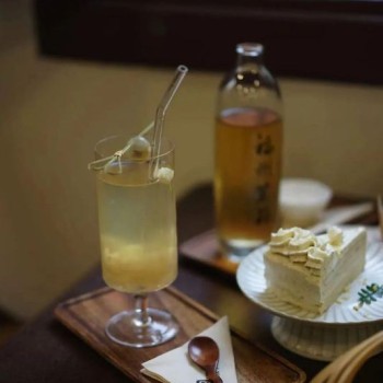 Sour Stomach, Spoiled Tea? Can We Still Enjoy Cold Brewed Tea Despite Traditional Tea Aficionados- Disapproval?