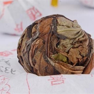 What-s the difference between boiling and steeping aged white tea?