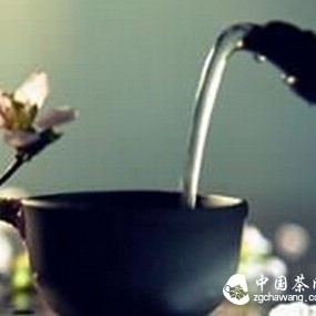 Four Tips on How to Clean Tea Sets