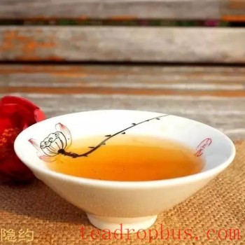 The "Living, Sweet, Clear, Aromatic" Qualities of Yancha