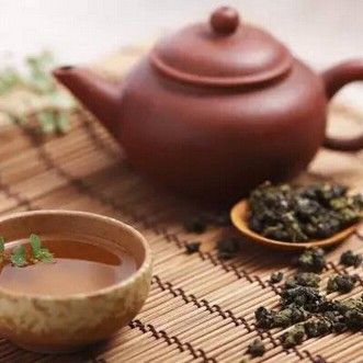 The Art of Tea Drinking for Health Preservation in Ancient Texts