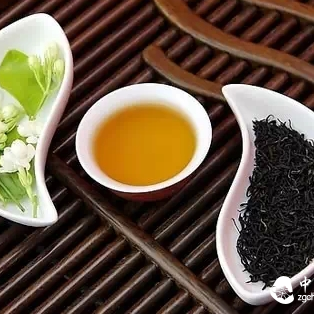 Don't Pour Out Leftover Tea! What You're Discarding Is a Treasure