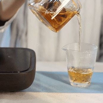 Summer Drinks: These Teas Help Beat the Heat and Reduce Dampness!