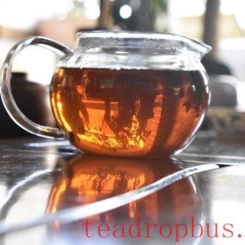 Puer Tea-s Secondary Metabolites: How Do They Contribute to Better Health?