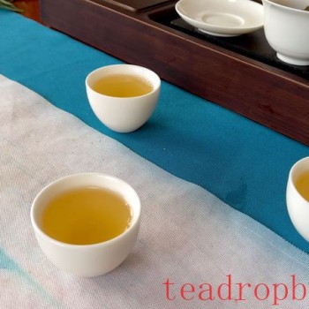 What Are the Benefits of Drinking Pu-er Tea?