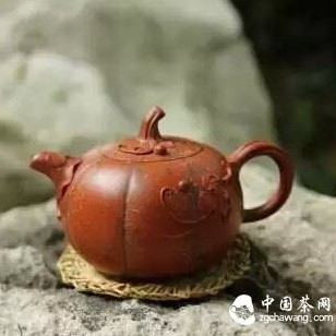 Purchasing a Purple Clay Pot: "Affinity at First Sight" Matters Most!