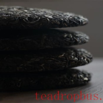 Thinking of buying some Pu-er tea to store at home, what are the precautions for storage?