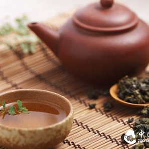 5 Major Benefits and 4 Taboos of Tea Drinking for Middle-aged People