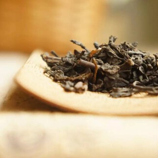 [Four Flavors Scholar · Talking about Liubao] Why Do You Burp and Fart After Drinking Tea?