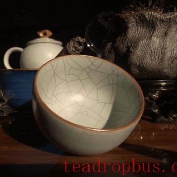 How to Cultivate the Lively Beauty of Kaopian Ruyao Tea Ware?