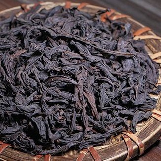 What Does Dahongpao Taste Like?