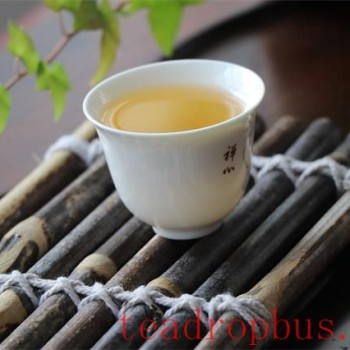 Faint as Tea, Clear as Water: A Reflection on Life and Sentiment