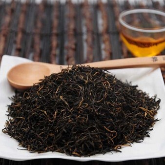 Does black tea cause internal heat? Is this true?