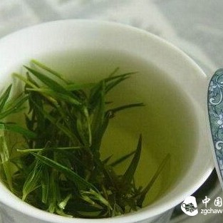 Separating Tea Leaves from Tea Water is More Beneficial for Health