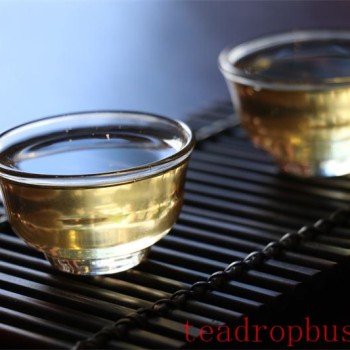 Tea, Filling Life with Poetry and Philosophy
