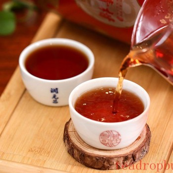 The Art of Tea Brewing: Exploring the World of Tea Through Images