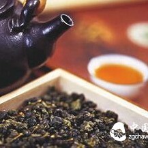 Red, Black, Yellow, Green, White Tea: Why is Oolong Tea the Odd One Out?