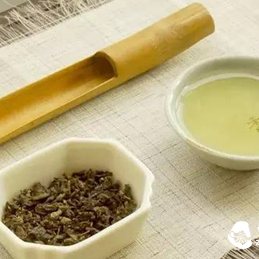 Drinking Organic Tieguanyin During the 'Dog Days'