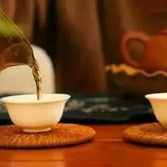 Why Do People Like to Make Friends with Those Who Know How to Drink Tea?