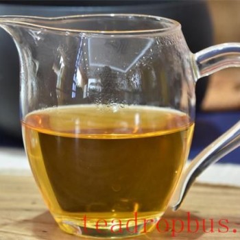 What are the taboos of drinking black tea?